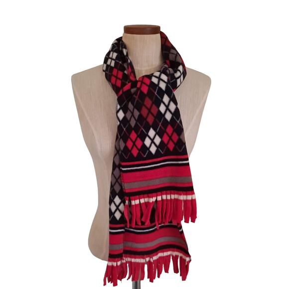 St. John's Bay Kids Red & Black Diamond Pattern Fleece Scarf w/ fringes 10"X56" - Picture 1 of 13